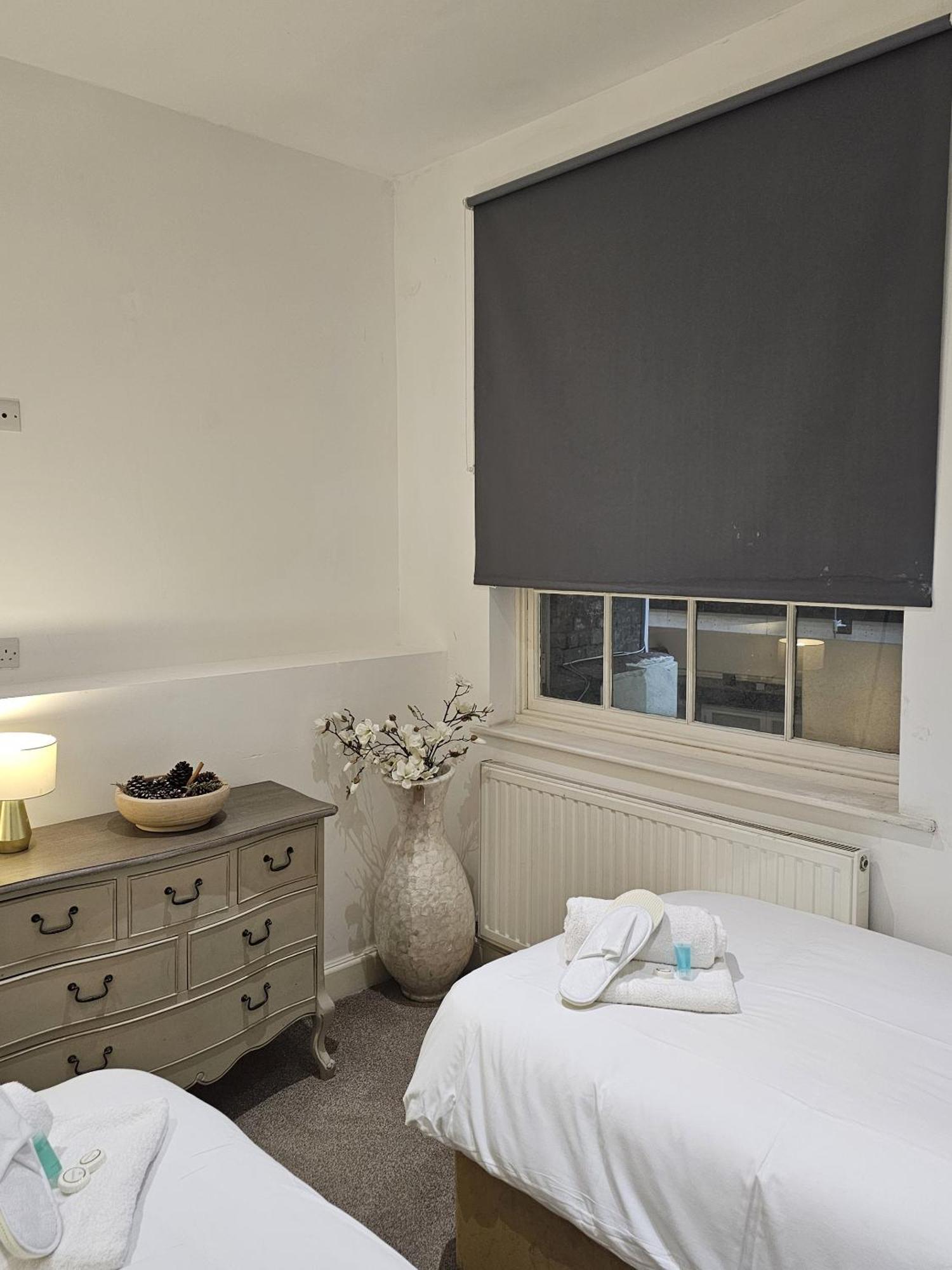 Customs House Bed & Breakfast Liverpool Oda fotoğraf